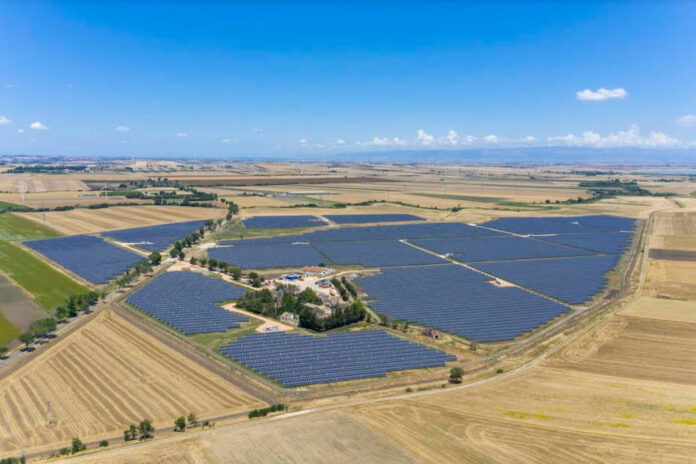 fotovoltaico a Troia