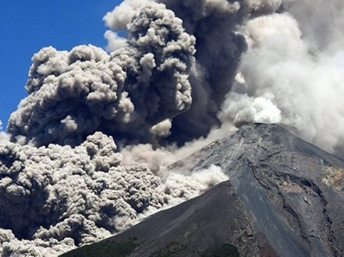 volcan de fuego foto Cons naz geologi