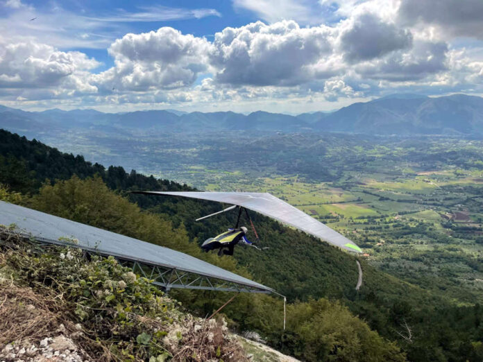 Deltaplano valcomino decollo pedana