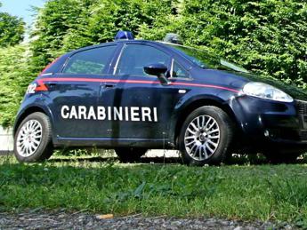 Catania, ragazzina di 13 anni violentata dal branco: sei fermi