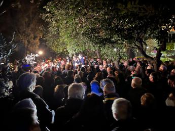 Rai, sit-in Dem a viale Mazzini. Schlein: “Contro Tele-Meloni uniamo le forze”