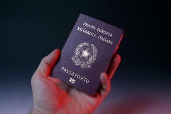 Caos passaporti, Piantedosi: “Critiche comprensibili ma da Viminale grande sforzo”