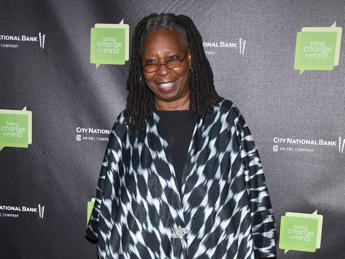 Whoopi Goldberg ha proposto al Papa di recitare in ‘Sister Act 3’