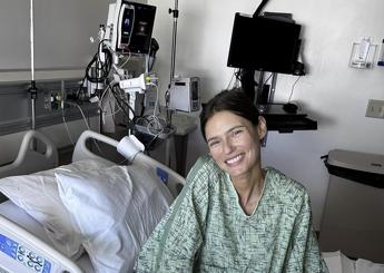 Bianca Balti e il cancro all’ovaio, “chemioterapia e farmaci fanno sperare”