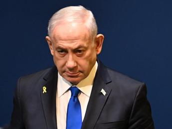 Israele, figlio di Netanyahu accusa Shin Bet: “Vuole rovesciare il governo di mio padre”